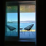Ξενοδοχείο με διαμερίσματα Galihost - Rd Con Piscina Climatizada Raxo