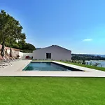 Galihost - Rd Con Piscina Climatizada Raxo