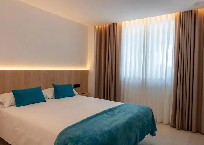 Galihost - Rd Con Piscina Climatizada Raxo