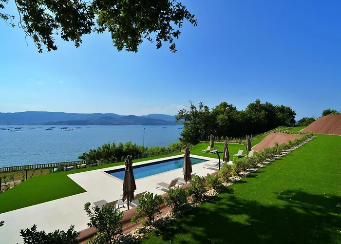Galihost - Rd Con Piscina Climatizada 4* Raxo