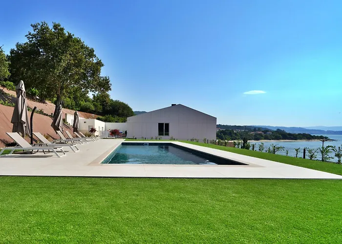 Galihost - Rd Con Piscina Climatizada Raxo